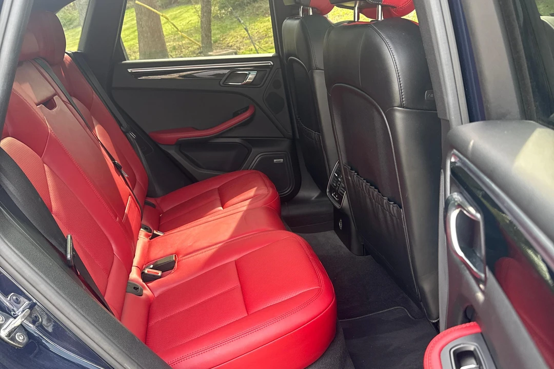 2017 Porsche Macan S - Image 28 of 31