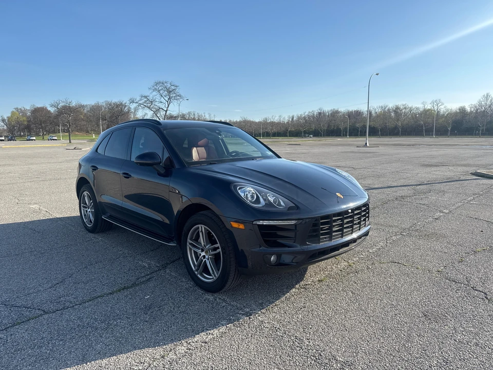 2017 Porsche Macan S - Image 12 of 31