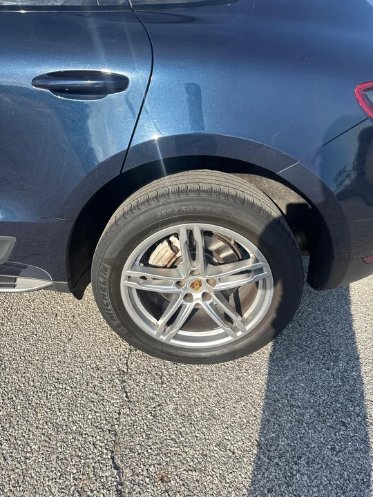 2017 Porsche Macan S - Image 22 of 31
