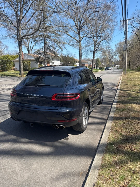 2017 Porsche Macan S - Image 10 of 31