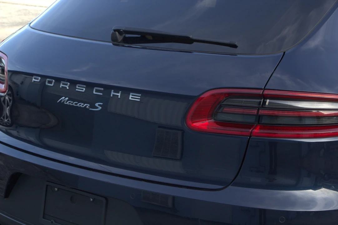 2017 Porsche Macan S - Image 10 of 31