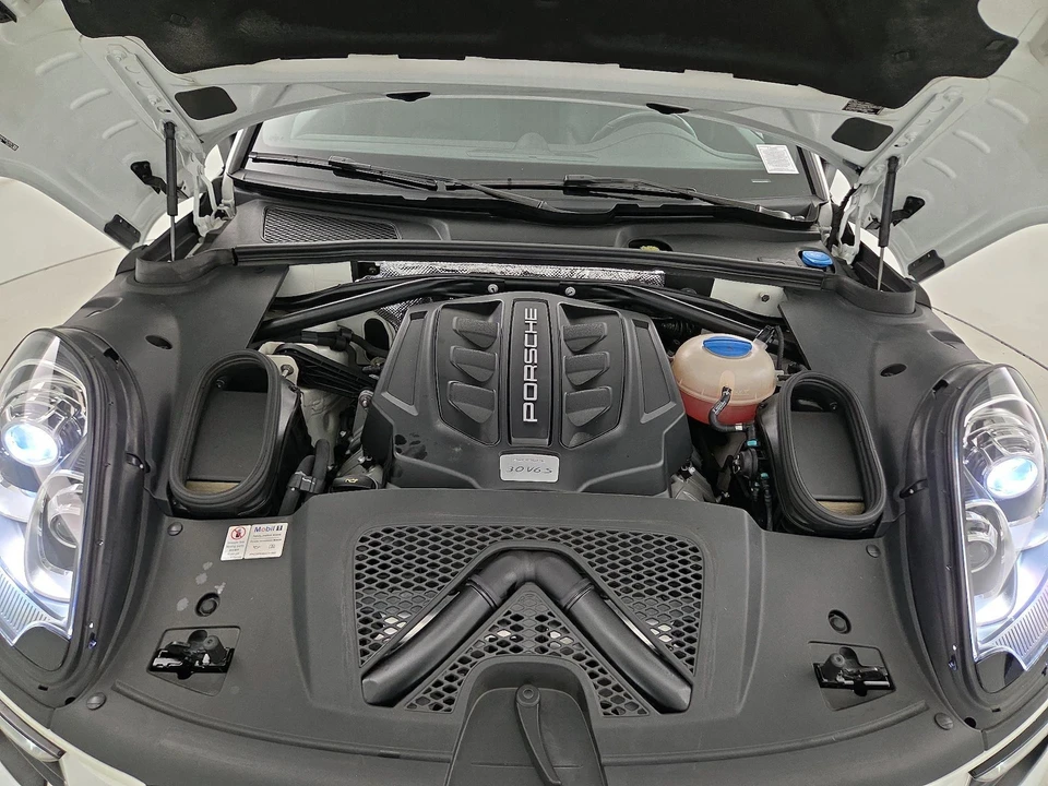 2017 Porsche Macan S - Image 23 of 27