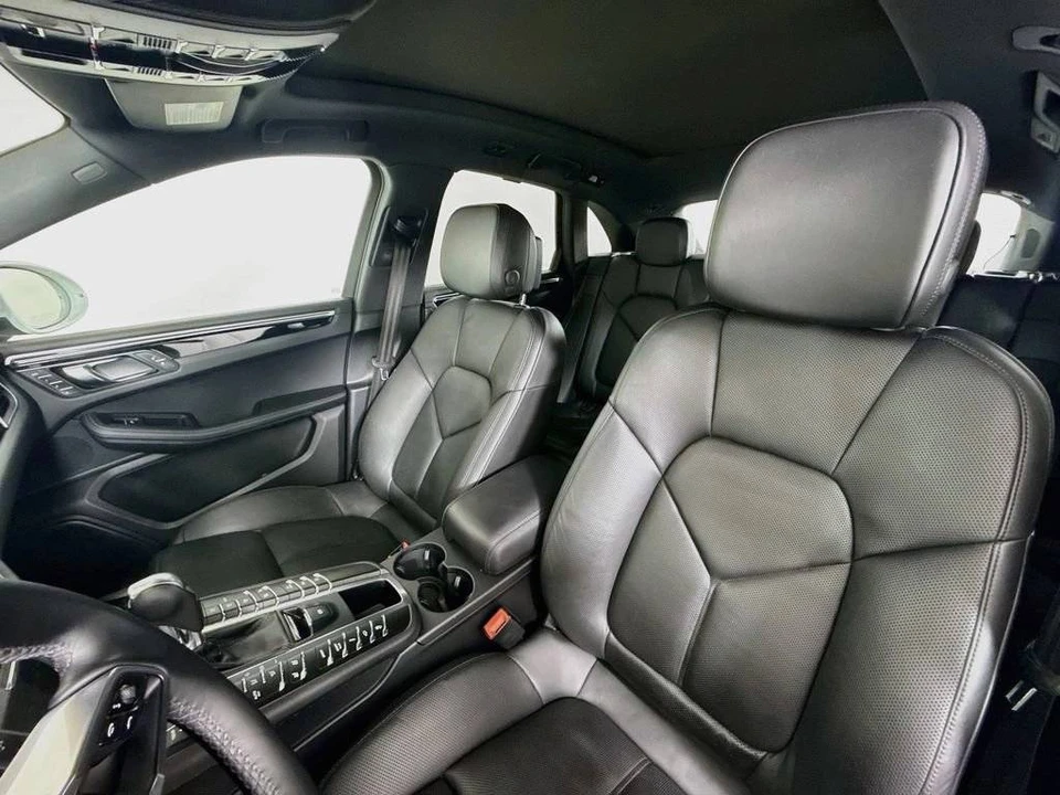 2017 Porsche Macan S - Image 5 of 5