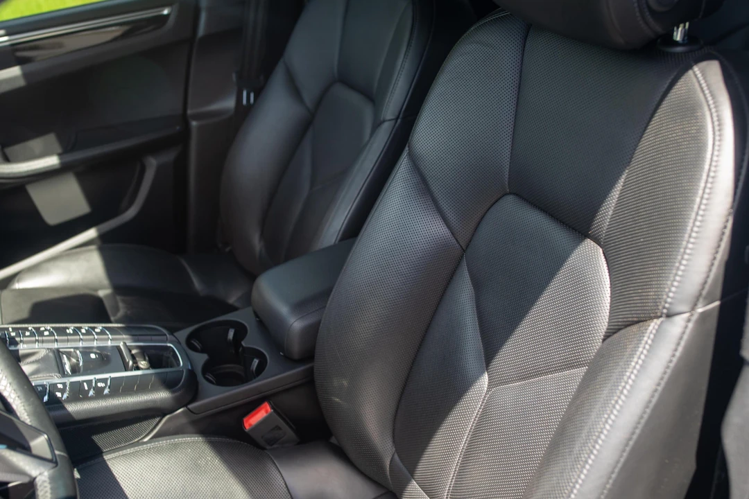2017 Porsche Macan S - Image 27 of 31