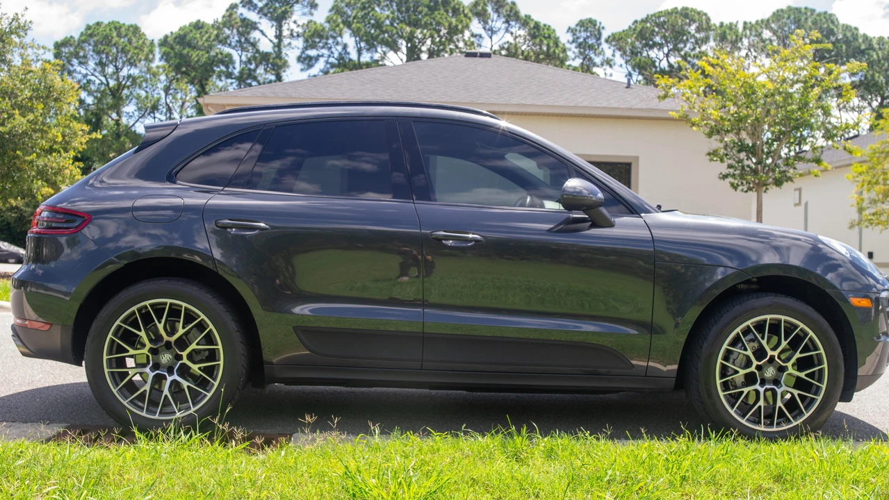 2017 Porsche Macan S - Image 13 of 31