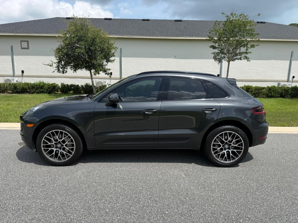2017 Porsche Macan S - Image 9 of 31