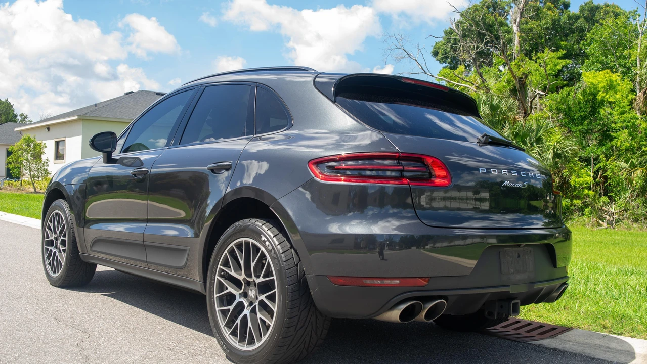 2017 Porsche Macan S - Image 11 of 31