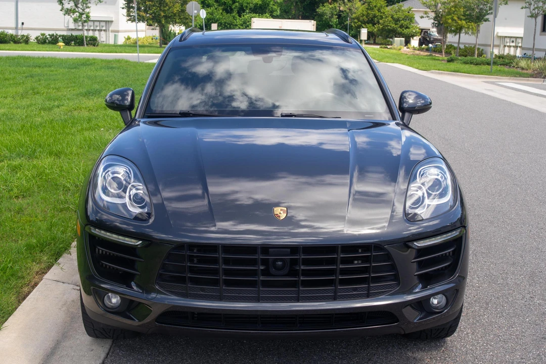 2017 Porsche Macan S - Image 2 of 31