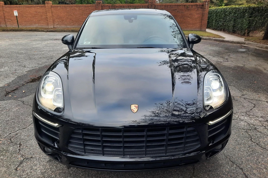 2017 Porsche Macan S - Image 2 of 31
