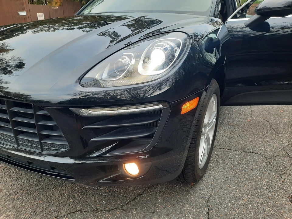 2017 Porsche Macan S - Image 23 of 31