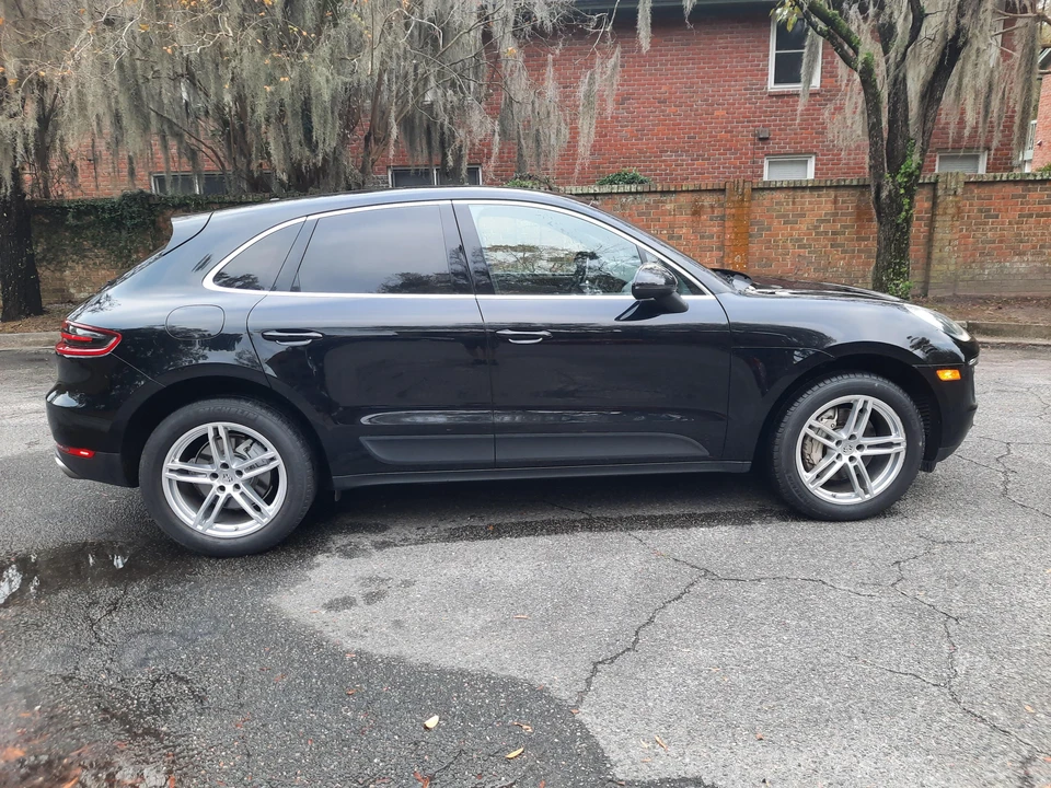 2017 Porsche Macan S - Image 17 of 31