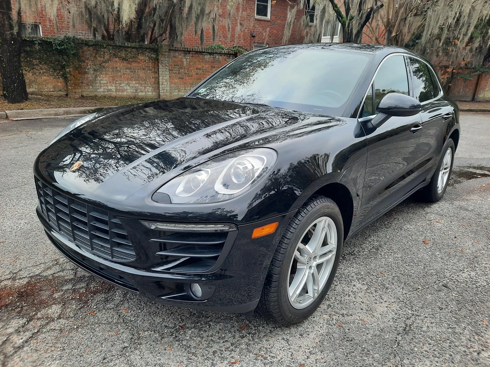 2017 Porsche Macan S - Image 9 of 31