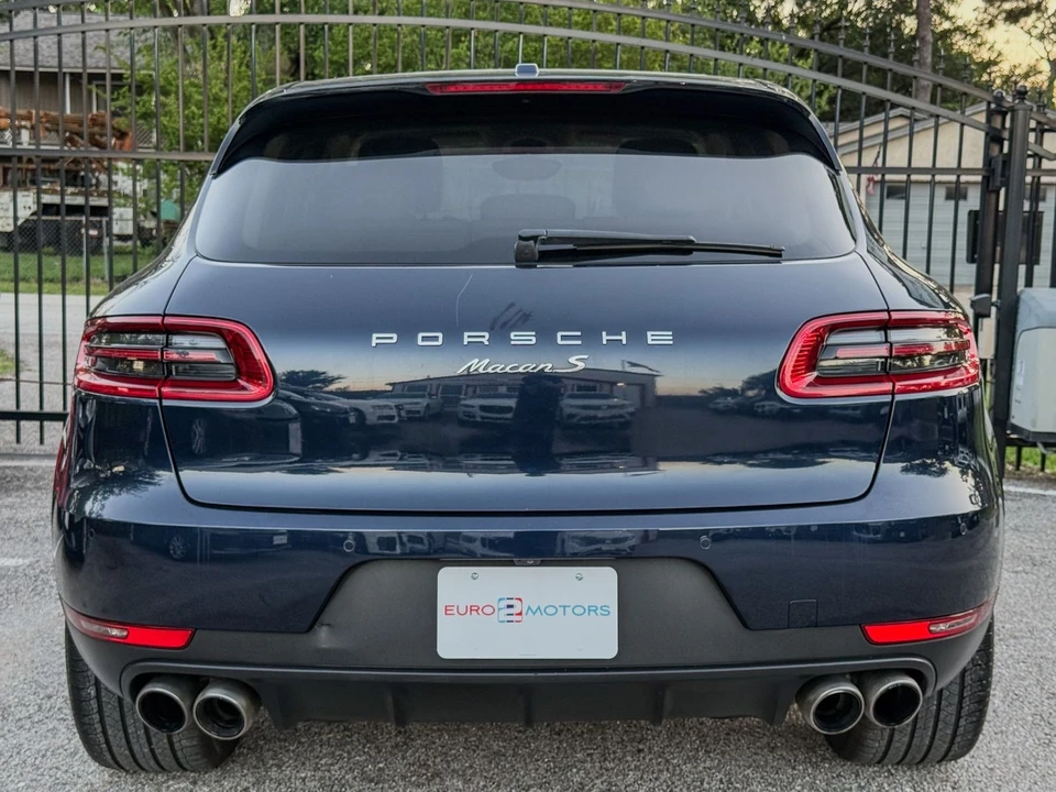 2017 Porsche Macan S - Image 8 of 12