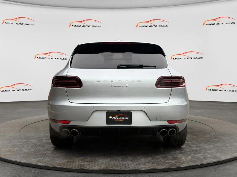 2017 Porsche Macan S - Image 9 of 12