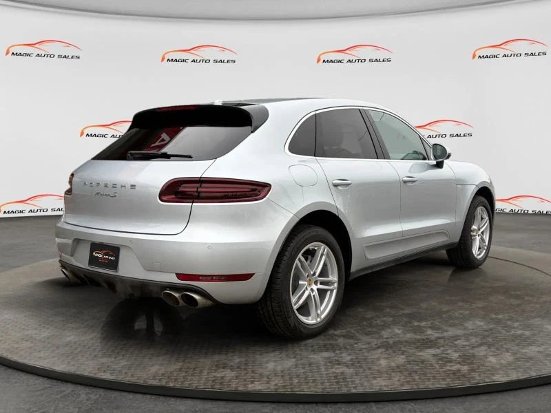 2017 Porsche Macan S - Image 10 of 12