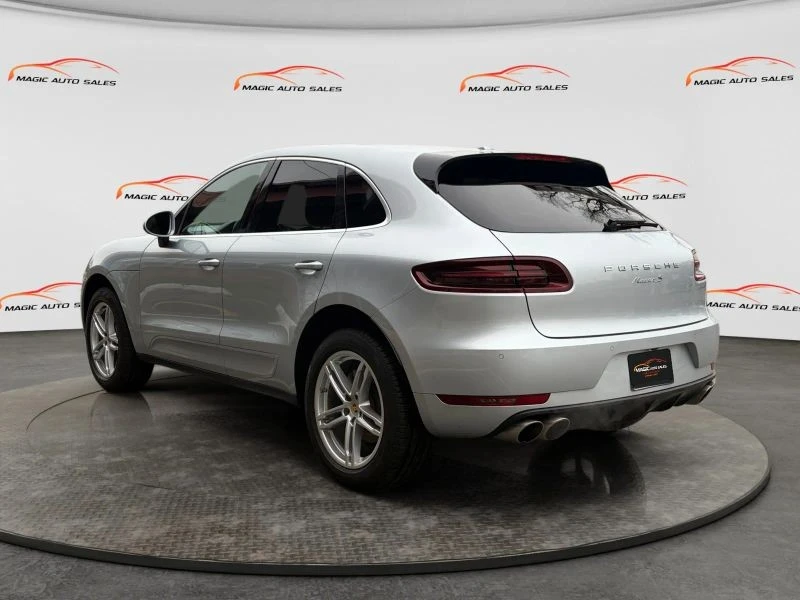 2017 Porsche Macan S - Image 8 of 12