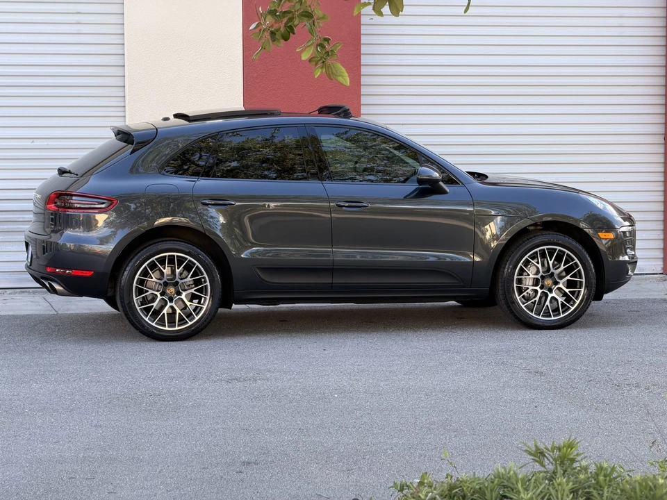 2017 Porsche Macan S - Image 9 of 31