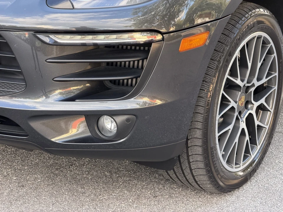 2017 Porsche Macan S - Image 29 of 31