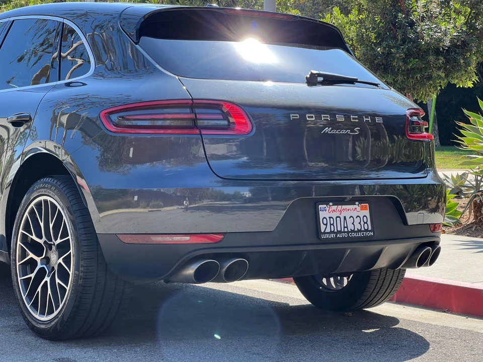 2017 Porsche Macan S - Image 4 of 10