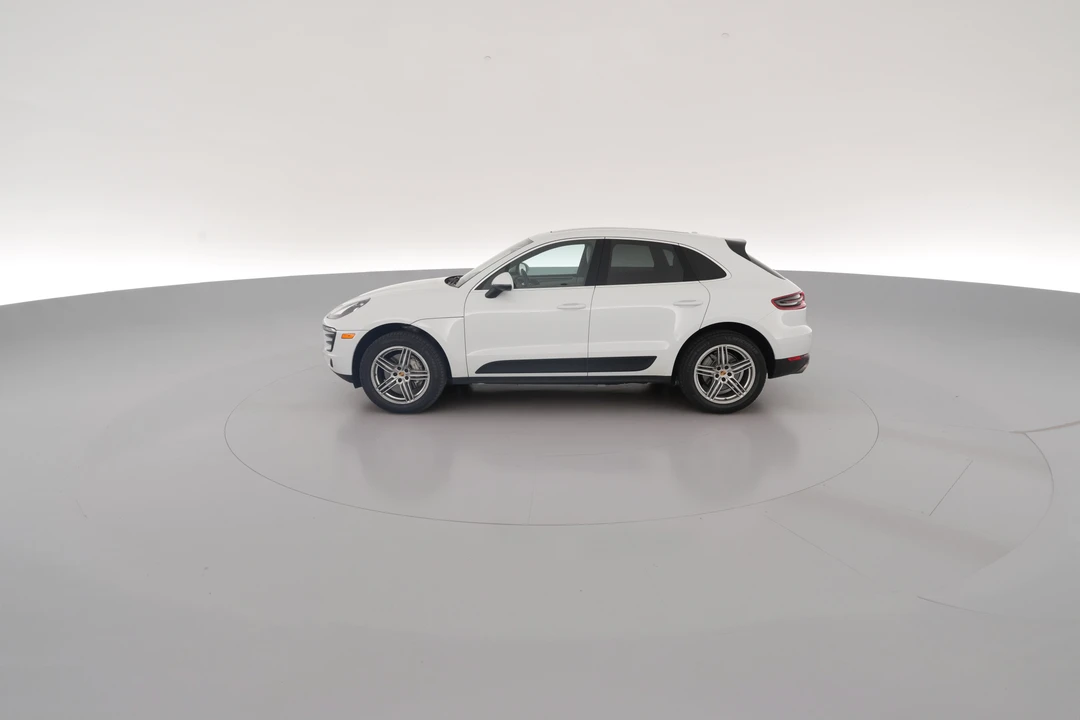 2017 Porsche Macan S - Image 26 of 31