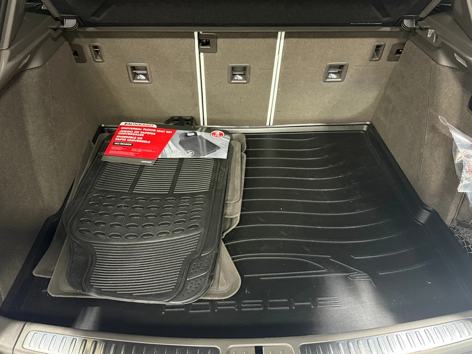 2017 Porsche Macan S - Image 8 of 31