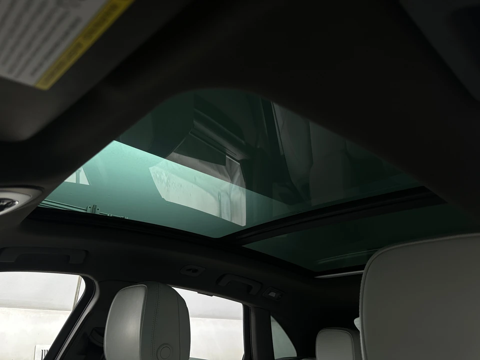 2017 Porsche Macan S - Image 16 of 31