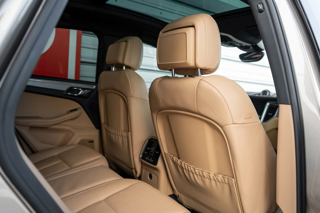 2017 Porsche Macan S - Image 28 of 31