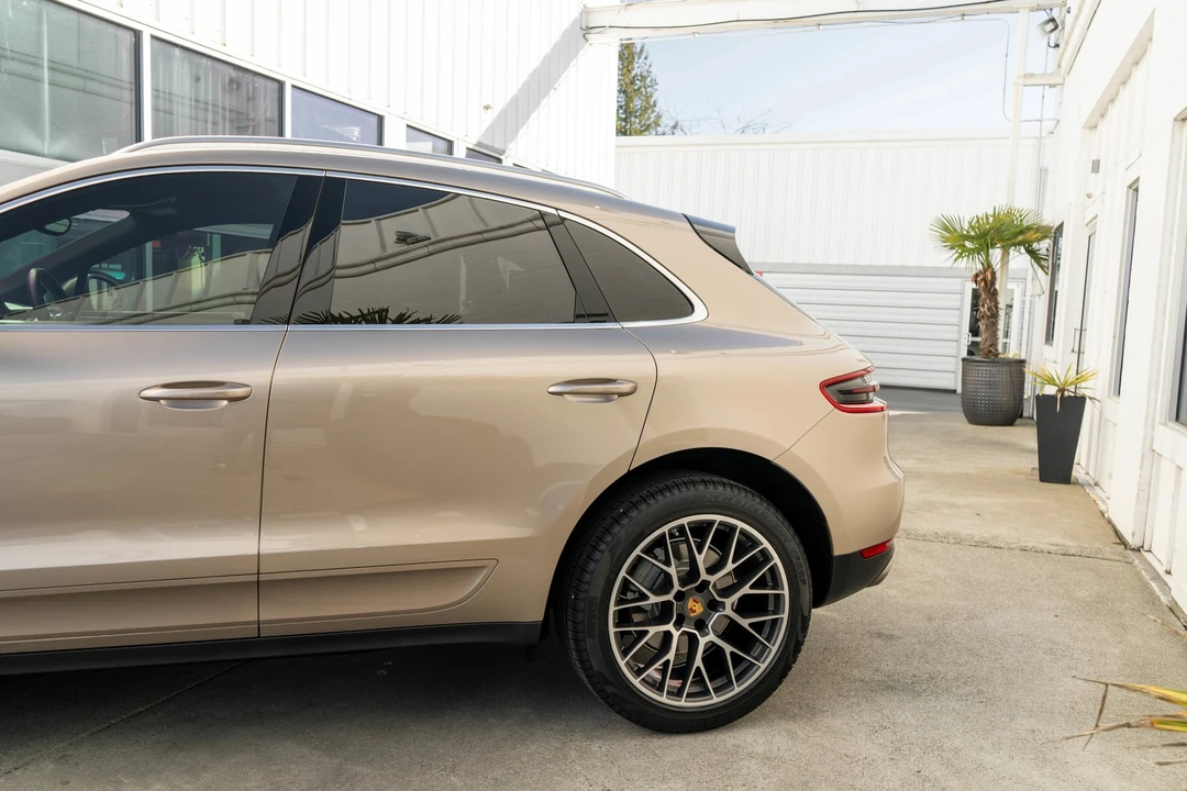 2017 Porsche Macan S - Image 4 of 31