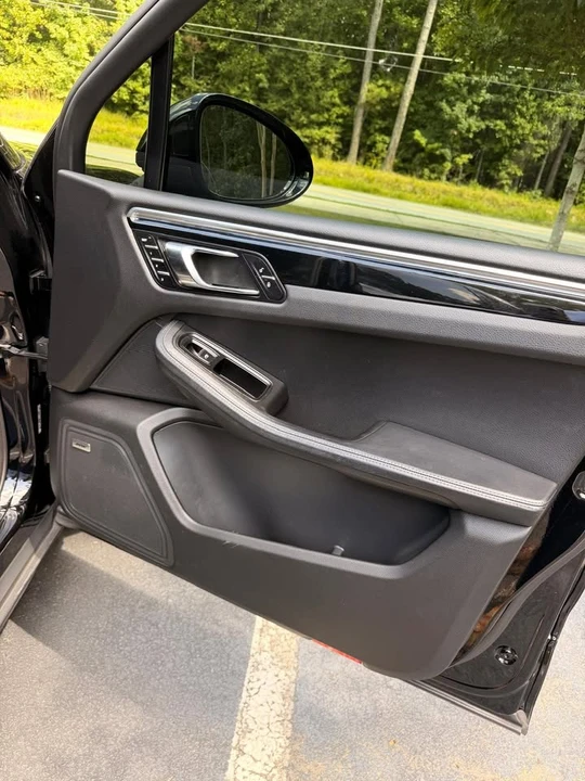 2017 Porsche Macan S - Image 13 of 20