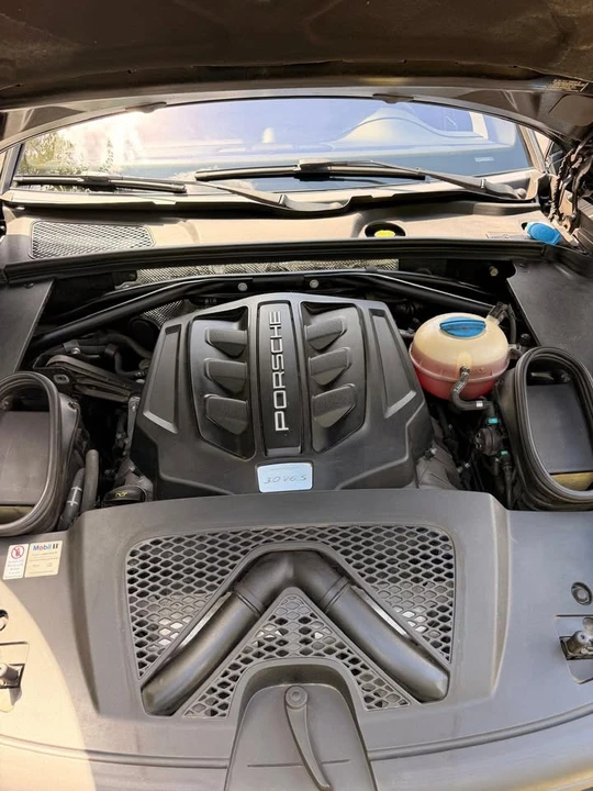 2017 Porsche Macan S - Image 14 of 20