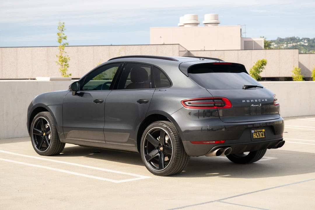 2017 Porsche Macan S - Image 11 of 31