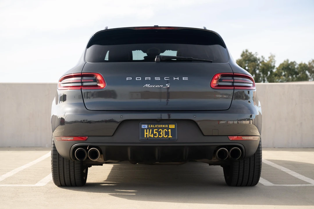 2017 Porsche Macan S - Image 12 of 31