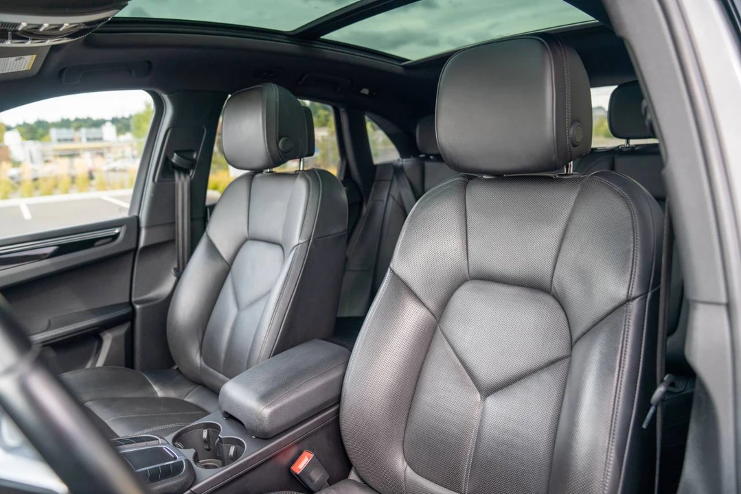 2017 Porsche Macan S - Image 5 of 5