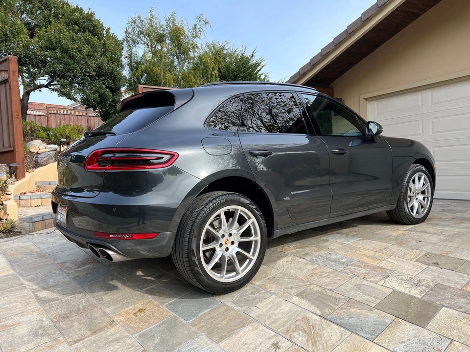2017 Porsche Macan S - Image 2 of 19