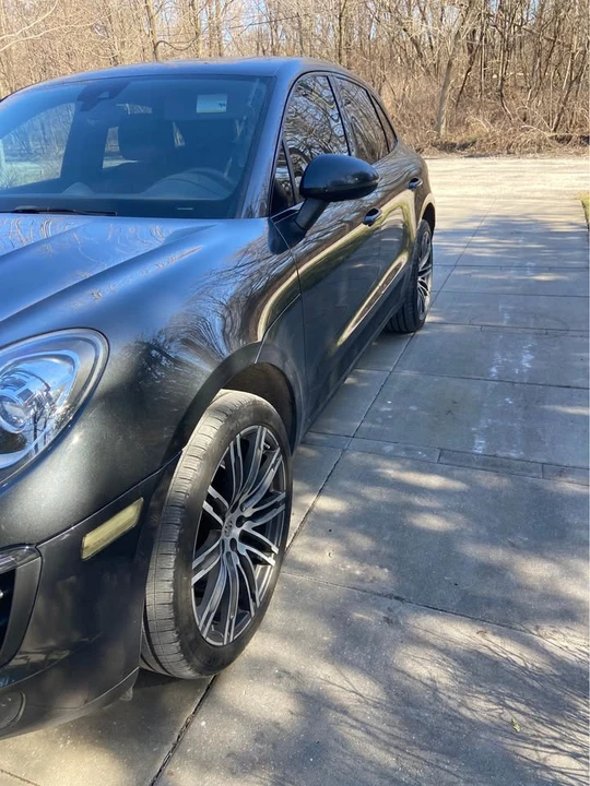2017 Porsche Macan S - Image 8 of 10