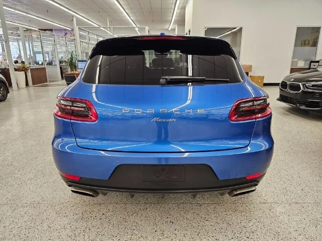 2017 Porsche Macan - Image 5 of 10