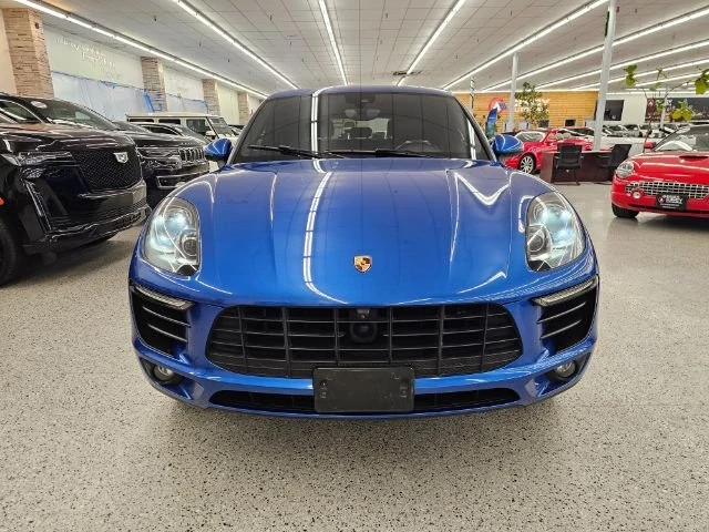 2017 Porsche Macan - Image 2 of 10