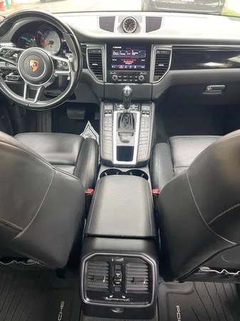 2017 Porsche Macan - Image 14 of 21