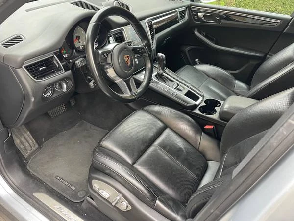 2017 Porsche Macan - Image 9 of 21