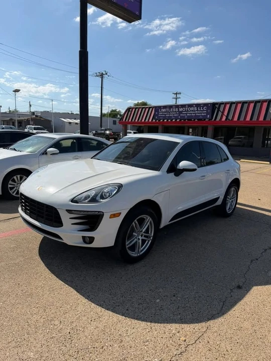 2017 Porsche Macan - Image 3 of 17