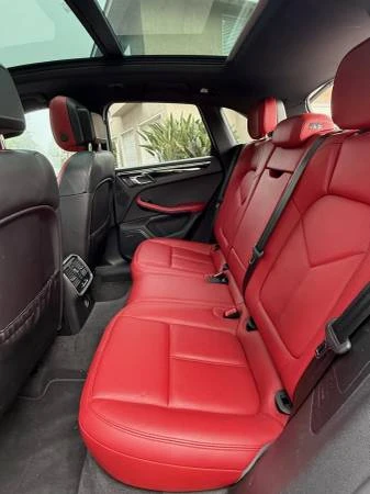2017 Porsche Macan - Image 15 of 19