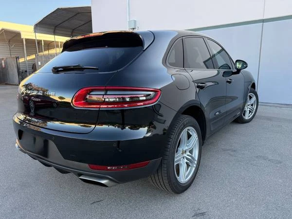 2017 Porsche Macan - Image 8 of 19