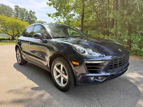 2017 Porsche Macan Macan