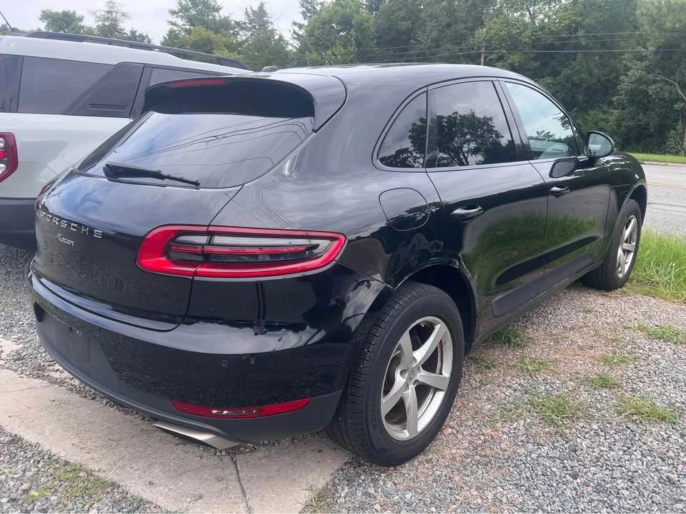 2017 Porsche Macan - Image 3 of 8