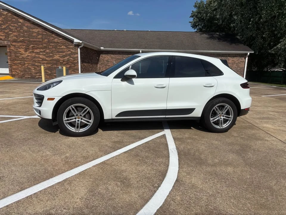 2017 Porsche Macan - Image 5 of 14