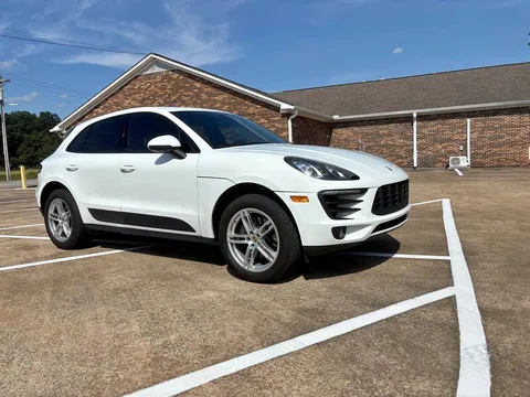 2017 Porsche Macan