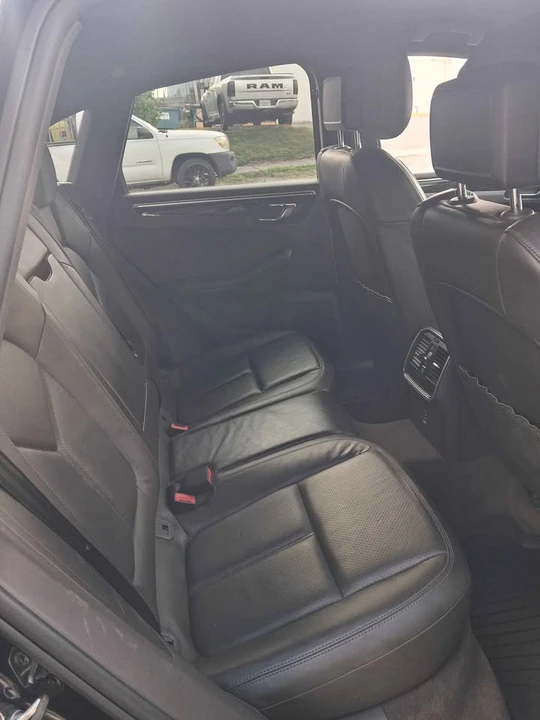 2017 Porsche Macan - Image 6 of 13