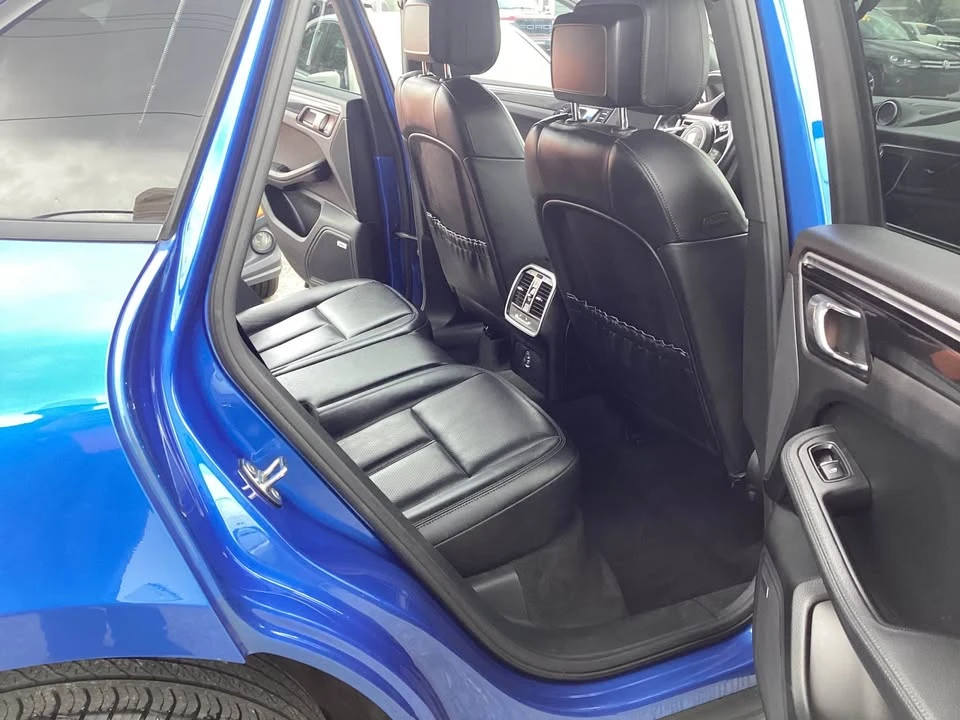 2017 Porsche Macan - Image 8 of 8
