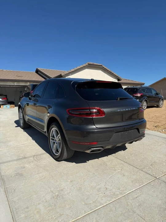 2017 Porsche Macan - Image 5 of 15