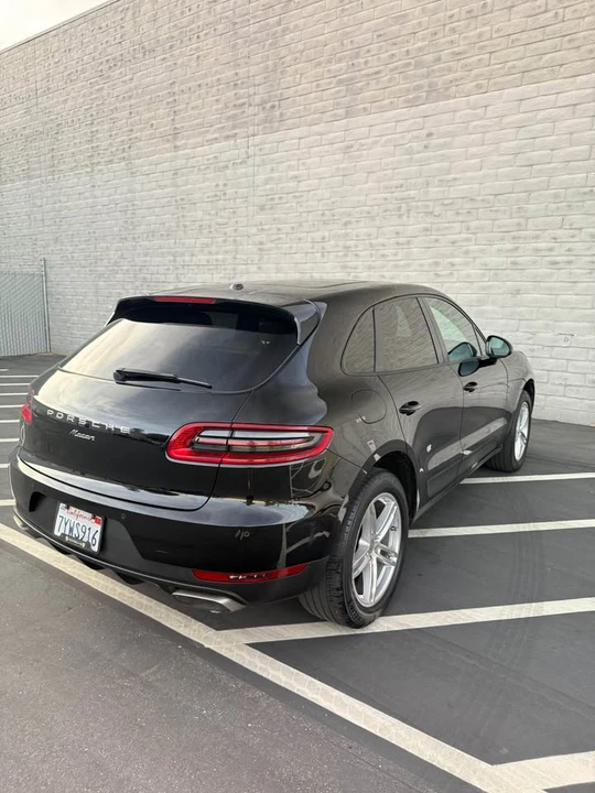 2017 Porsche Macan - Image 4 of 15